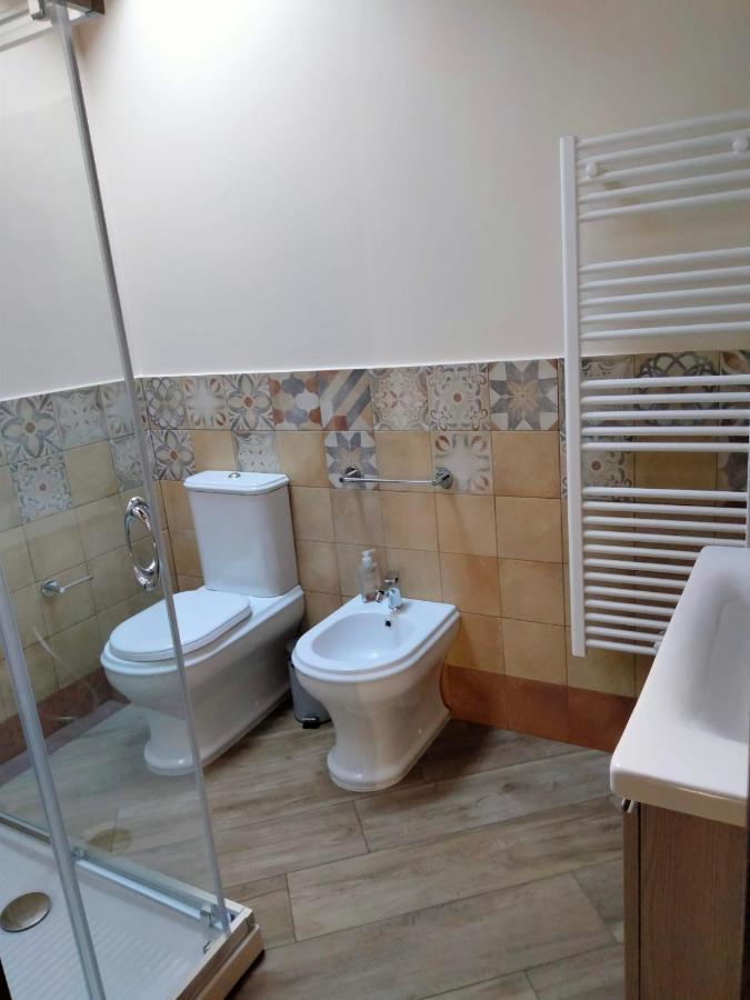 Ai Doganieri Villa Рандацо Екстериор снимка