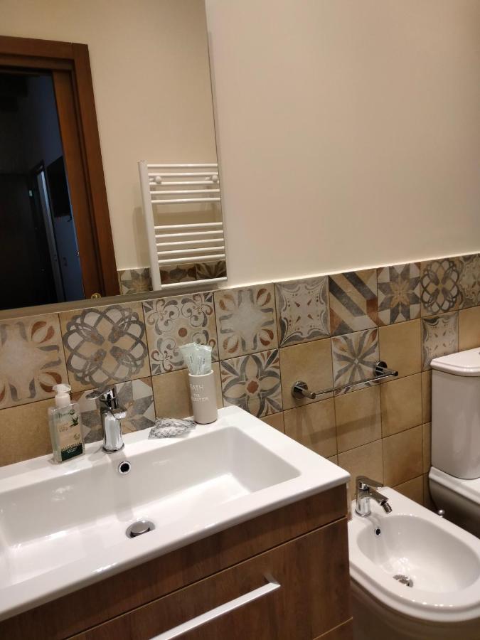 Ai Doganieri Villa Рандацо Екстериор снимка