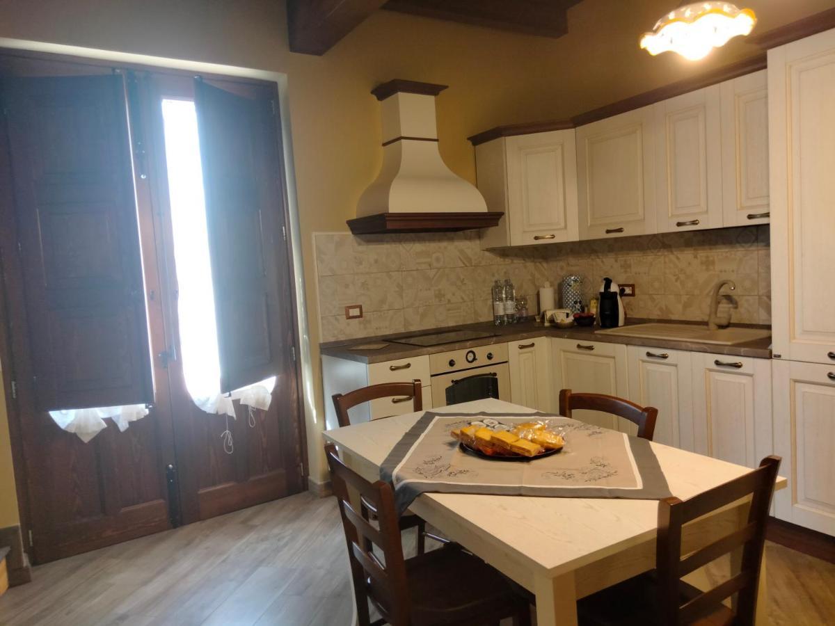 Ai Doganieri Villa Рандацо Екстериор снимка